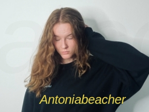 Antoniabeacher