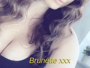 Brunette_xxx