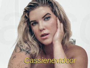 Cassienextdoor