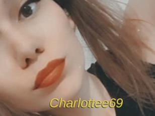 Charlottee69