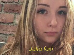 Julia_foxi