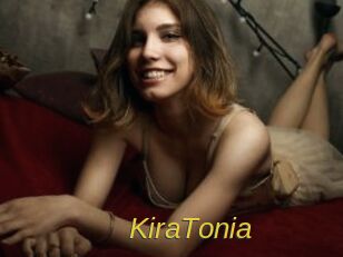 KiraTonia