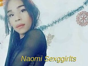 Naomi_Sexggirlts