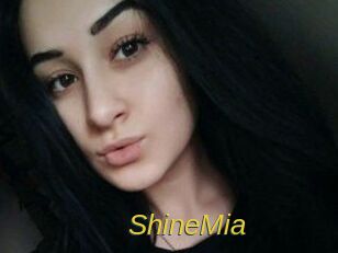 ShineMia