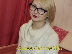 SweetBlondeMia