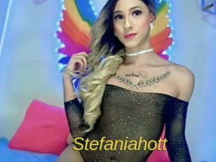 Stefaniahott