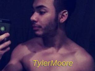 Tyler_Moore